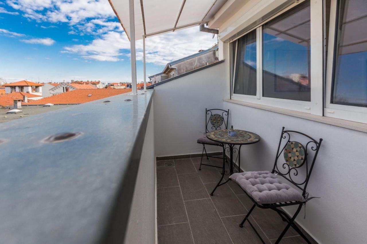 Kuki Apartment With Balcony Zadar Exterior photo